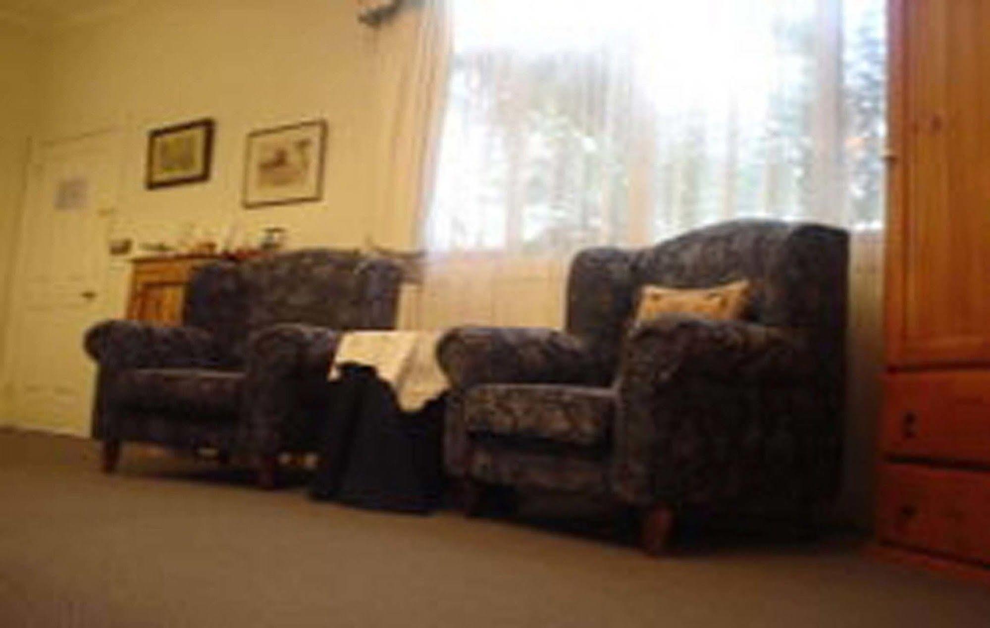 ハオンビル Walton House Bed & Breakfast エクステリア 写真